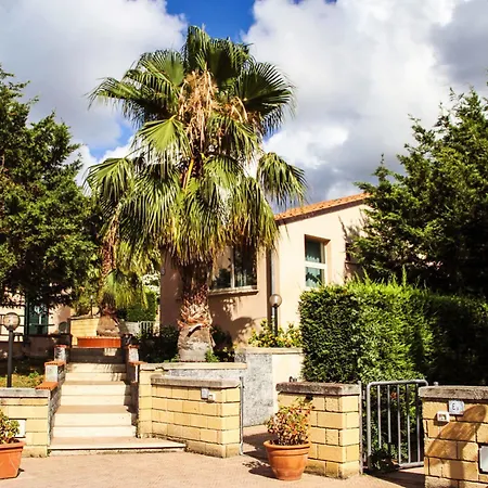 Il Patio Apartmanhotel Cefalù